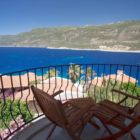 Hotel Mekvin Deniz Feneri Lighthouse