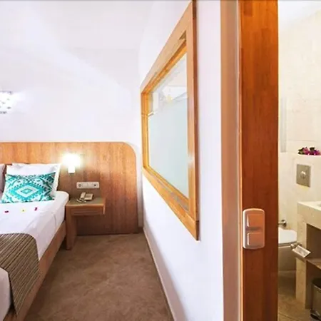 Mekvin Deniz Feneri Lighthouse Hotel